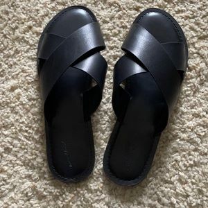Black crossover sandals